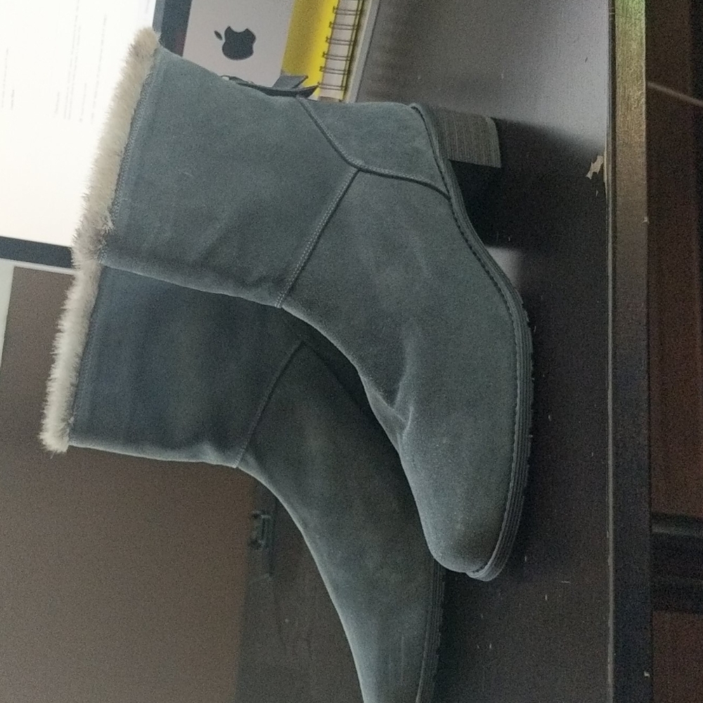 Stuart Weitzman boots size 9.5